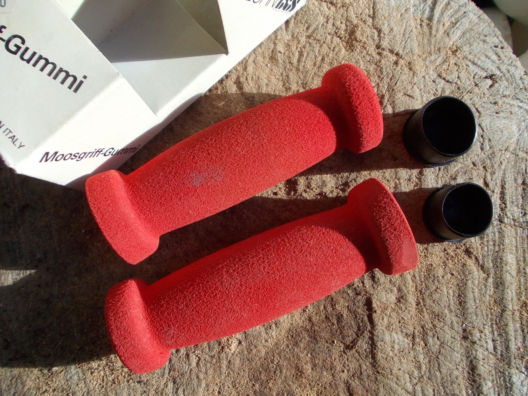 Pezzi di ricambio: Paar iXS GRIFFE Rot  ***Neu!*** – Nuovo e nell'imballaggio originale da Gsteigwiler venduto da HORMIGA21 2