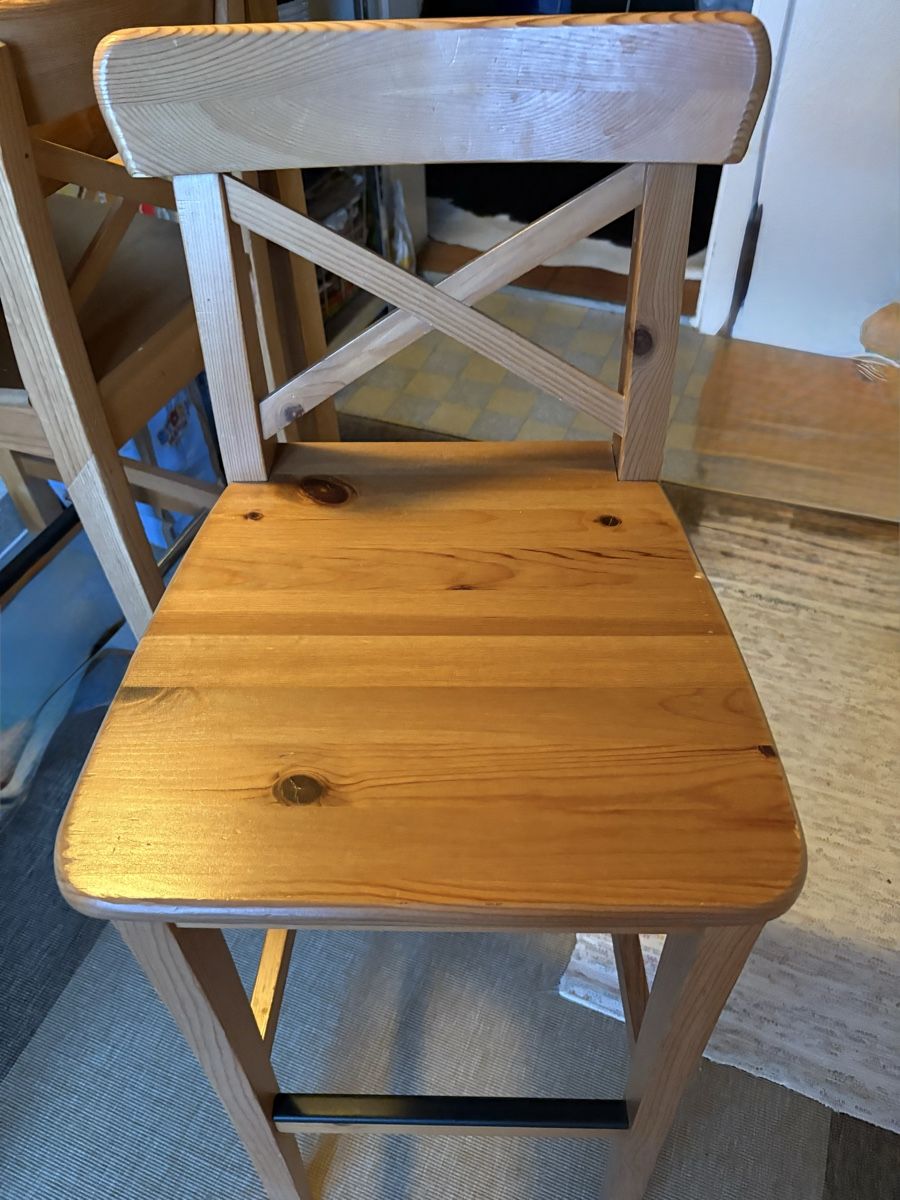 Tables: Küchentisch/Bartisch mit 2 Stühlen – D'occasion à Zürich par tat_mq2k 2