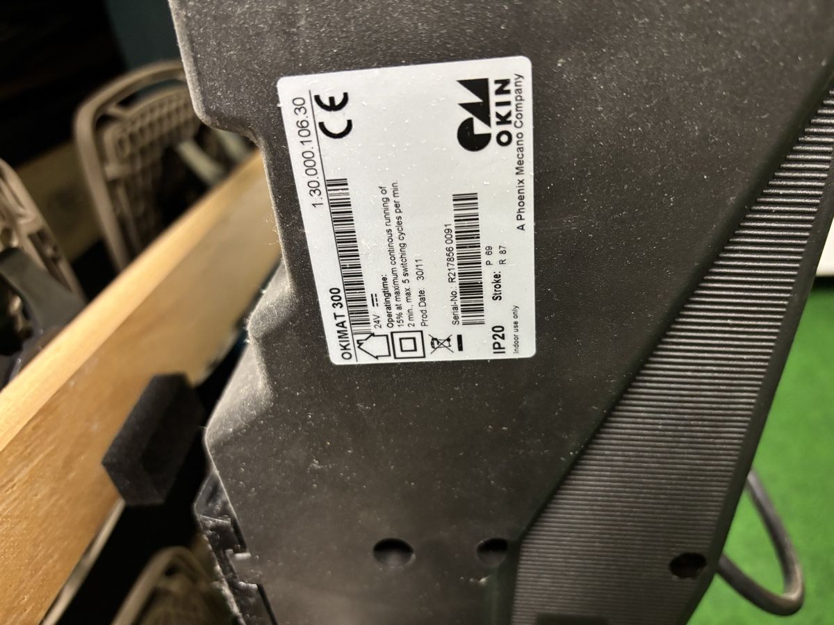 Tempur Letti: Tempur Elektrische Rost & Matratze Pflegebett – Usato da Zug venduto da Deks 6