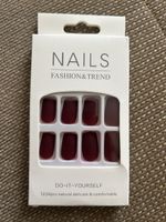 Nails / Nägel zum Aufkleben in dunkel rot 💅