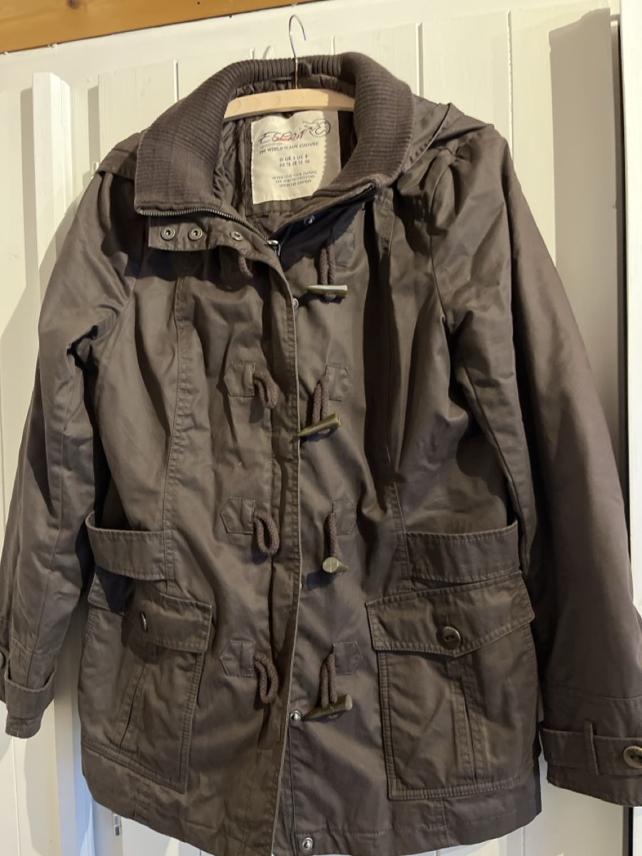 Esprit Giacche: Esprit Jacke neu Gr 44 (eher 42) – Nuovo (secondo la descrizione) da Rüti ZH venduto da huzzelrock