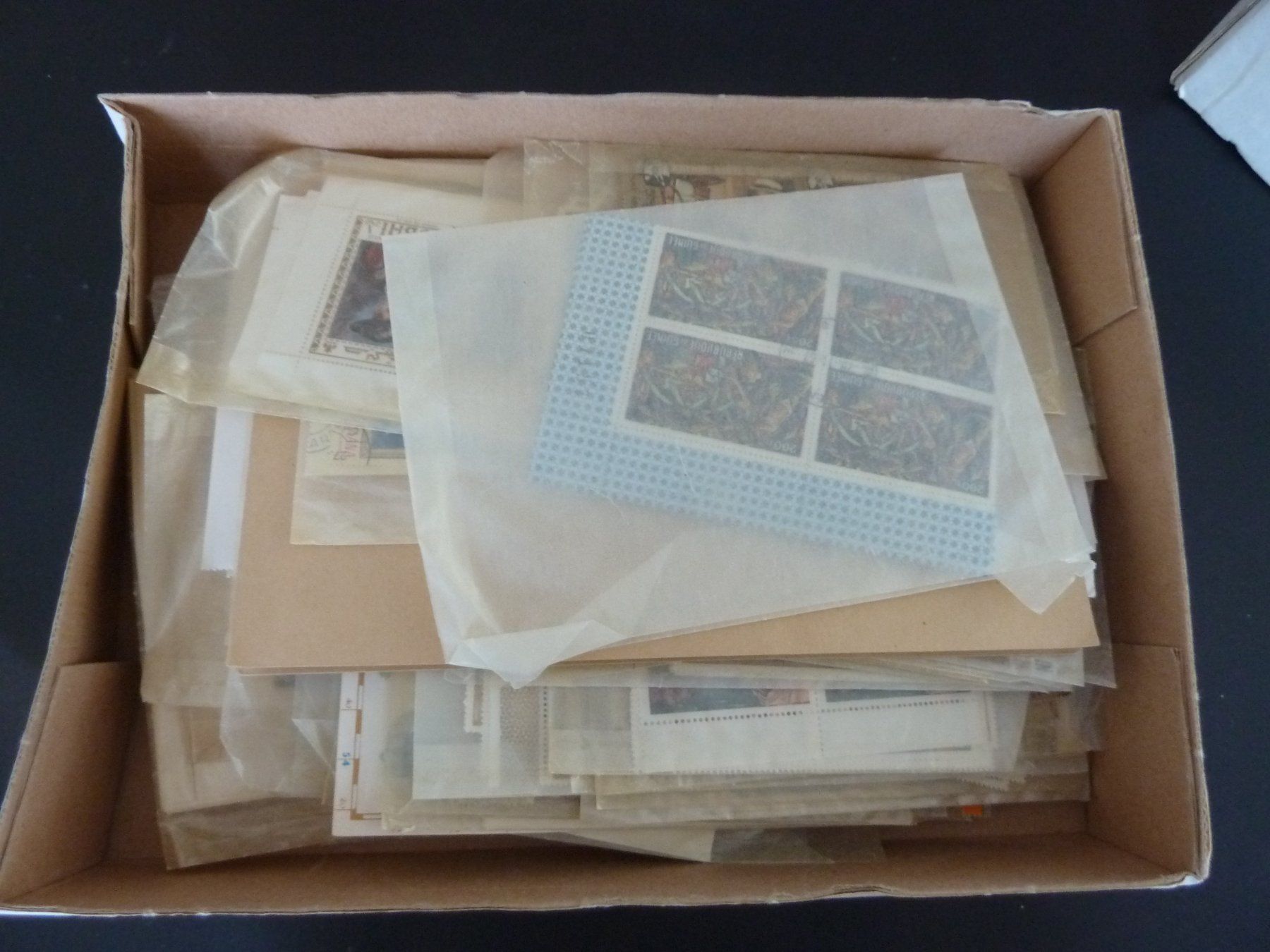 Tutti i francobolli: Lot Tableau + divers (930) – Usato da Onex venduto da BANGON80