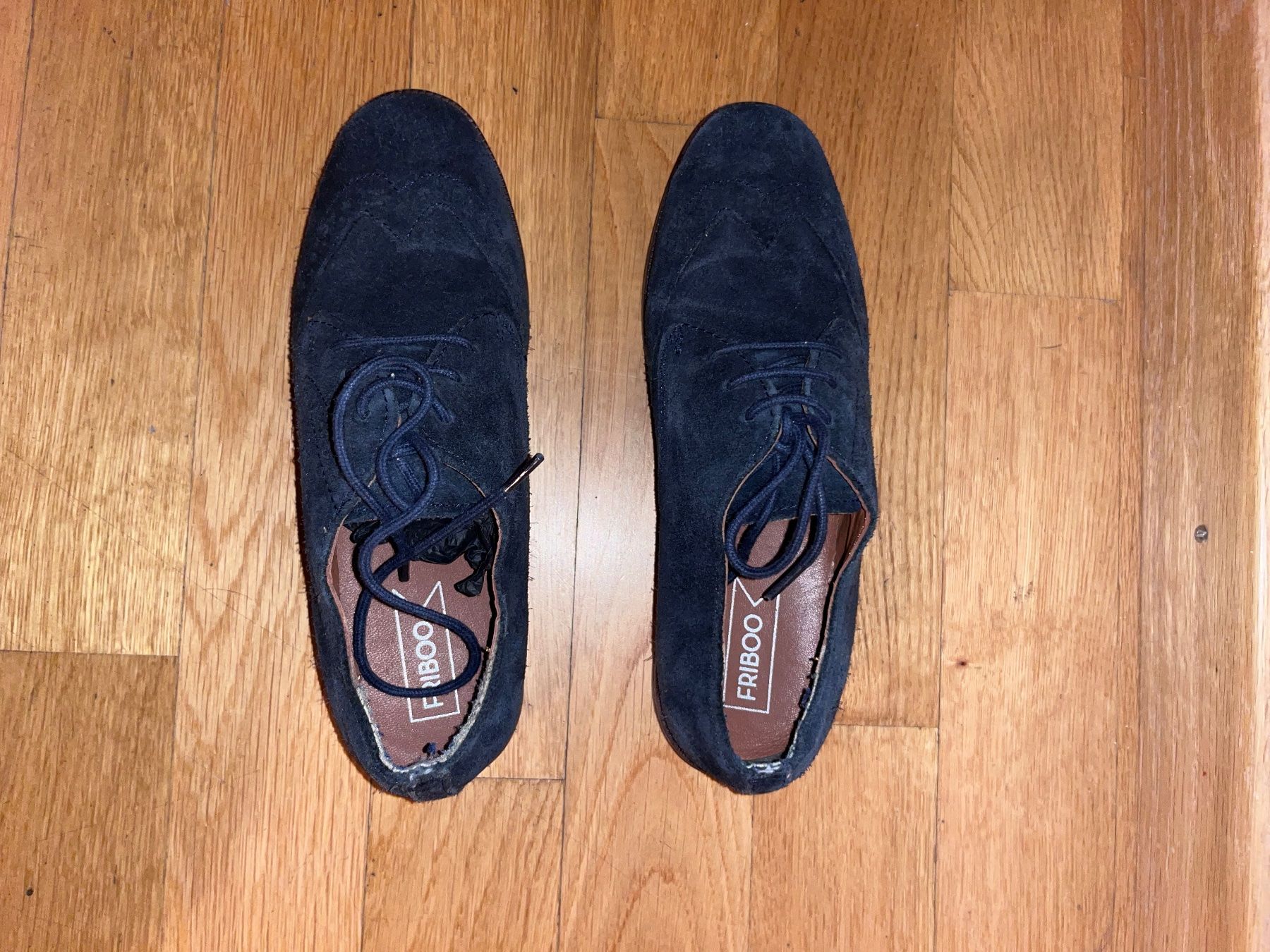Friboo Scarpe per ragazzi: Friboo Wildleder-Schnürschuhe Gr. 34 – Usato da St.Gallen venduto da Jamaruqua 2