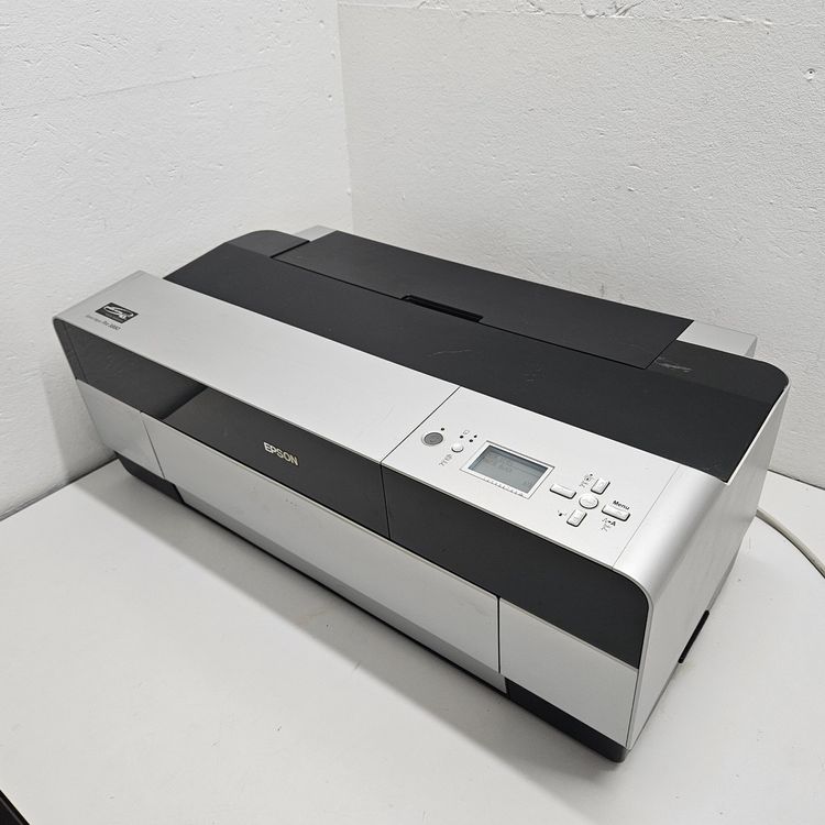 Epson Stylus Pro 3800 in fast unbekanntem Zustand! Kaufen auf Ricardo