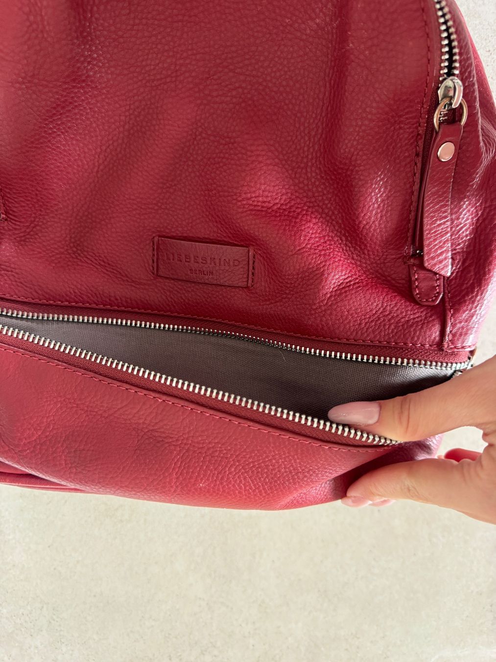 Liebeskind Zaini: Liebeskind Berlin Rucksack Leder rot – Usato da Teufen AR venduto da chi_h55m 6