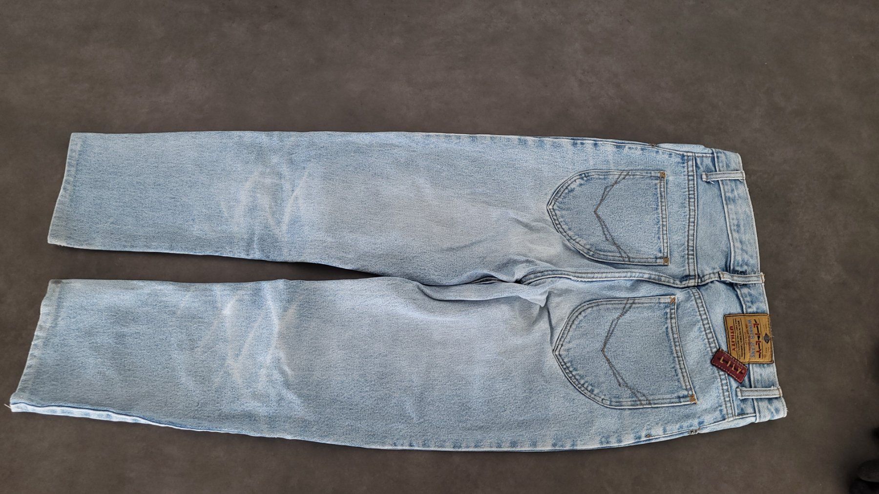 Jeans: Vintage Jeans Damen, hellblau, Grösse 28 – Gebraucht aus Menzingen von myw_9yjm 2