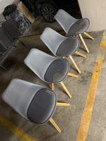 Chairs for free (Gratis) 