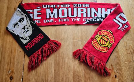 José Mourinho Schal Manchester United The Special One UK