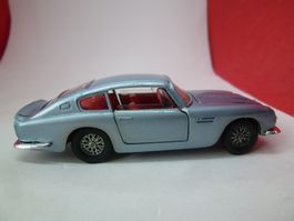 DINKY TOYS - Aston Martin - TOP - ein Kult Modell - schön