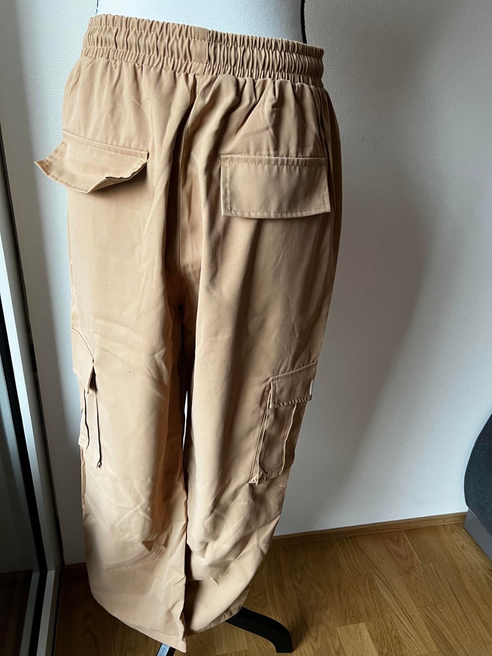 Shein Pantaloni: Neue Hose Shein S/M – Nuovo e nell'imballaggio originale da Riehen venduto da ann_76jw 3