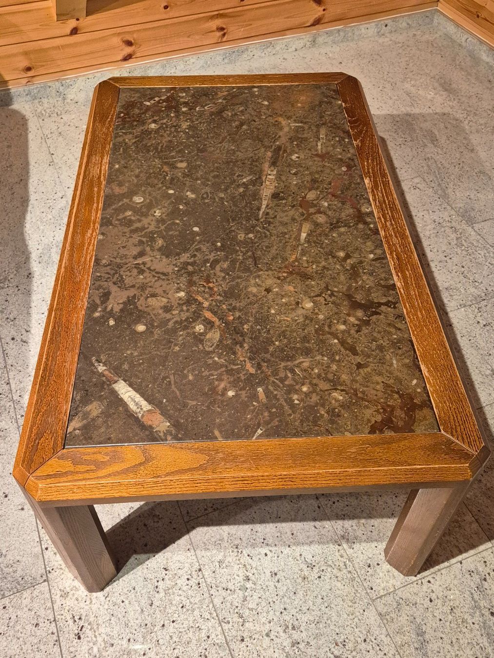 Tavoli: Salontisch – Usato da Vella venduto da Platetg13