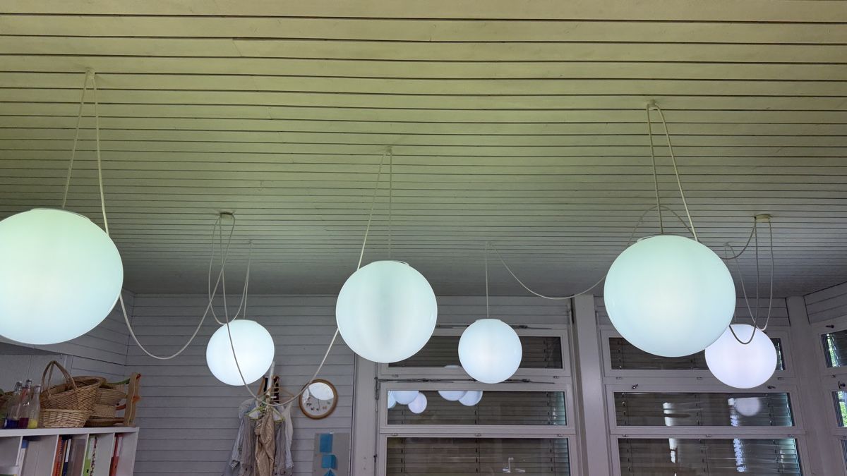 Kronleuchter & Deckenlampen: 22 Stück Kugel Pendelleuchten 40cm durchmesser – Gebraucht aus Schaffhausen von Alles_k 1