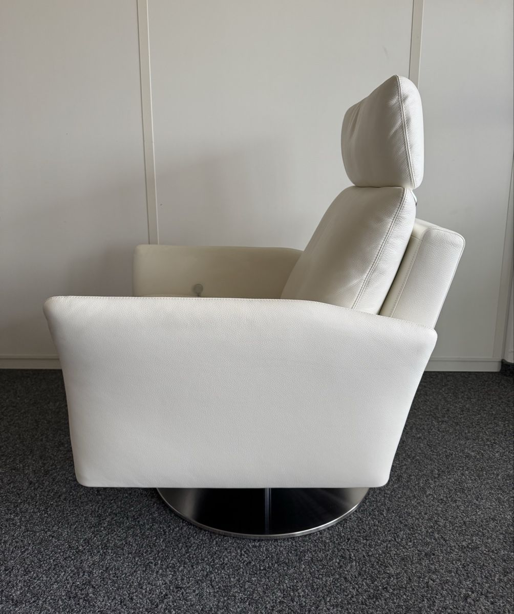 Intertime Sessel: Intertime Relaxsessel mit Hocker, Leder weiss, Top Zustand! – Gebraucht aus Volketswil von CHEF2222 2
