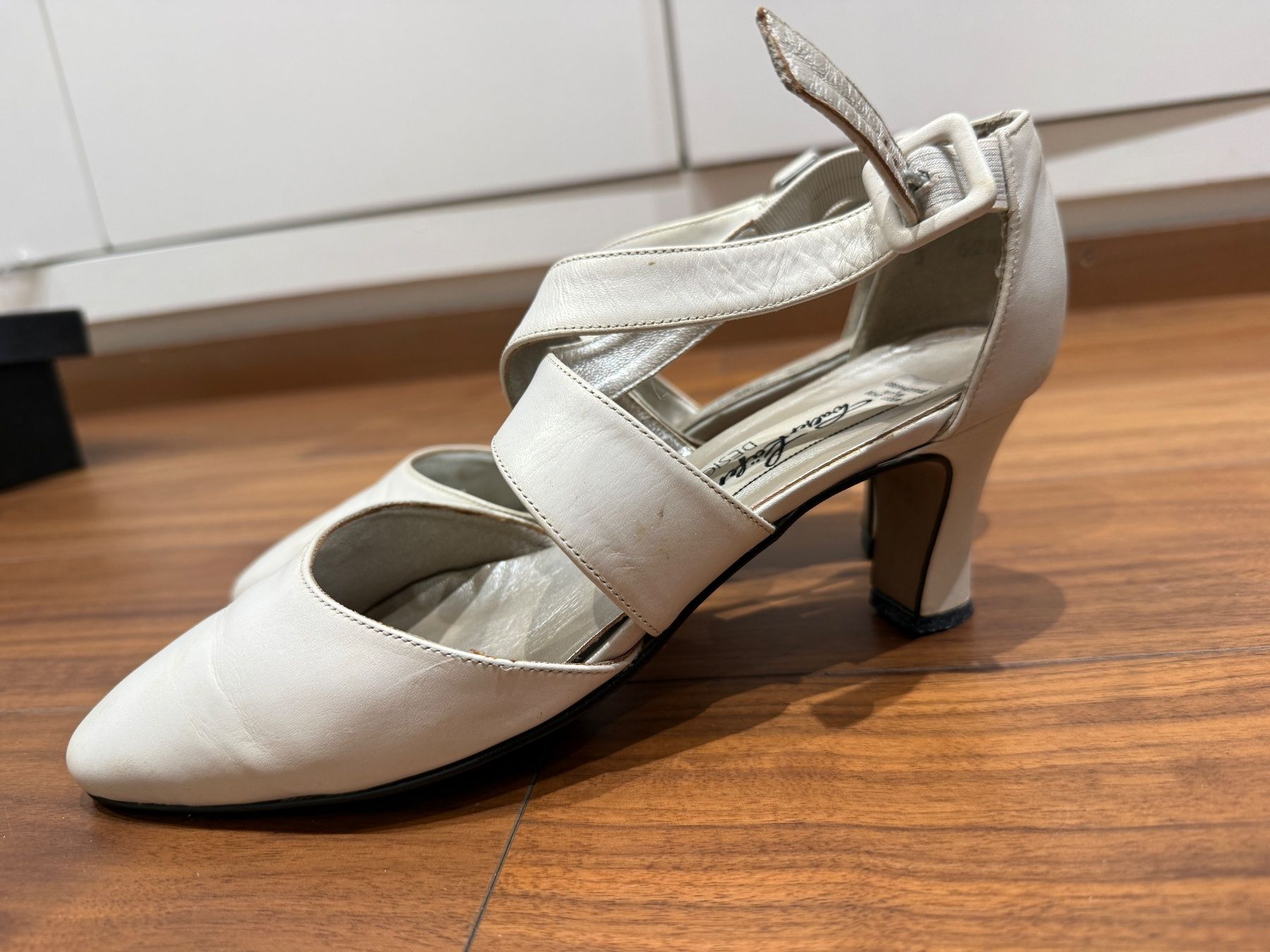 Scarpe da donna: Schuhe von Walter Kaefer Gr 38 – Usato da Egg b. Zürich venduto da Nathalie14 2