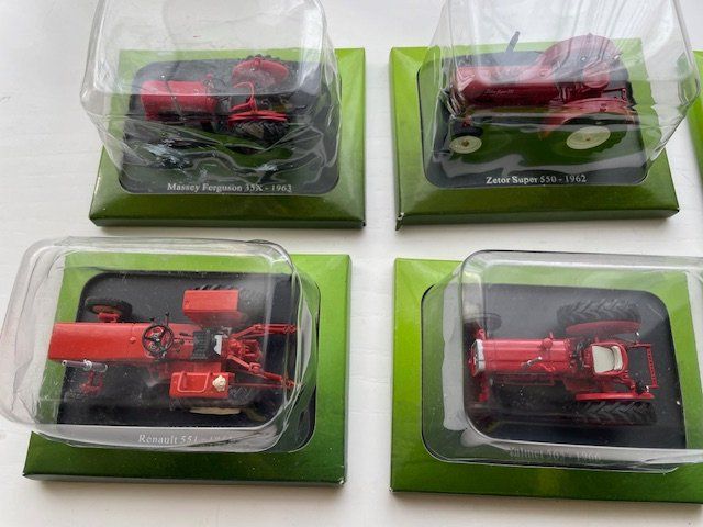 Modellautos: lot de  8 tracteurs miniature – Neu und originalverpackt aus Ursy von DK8 1