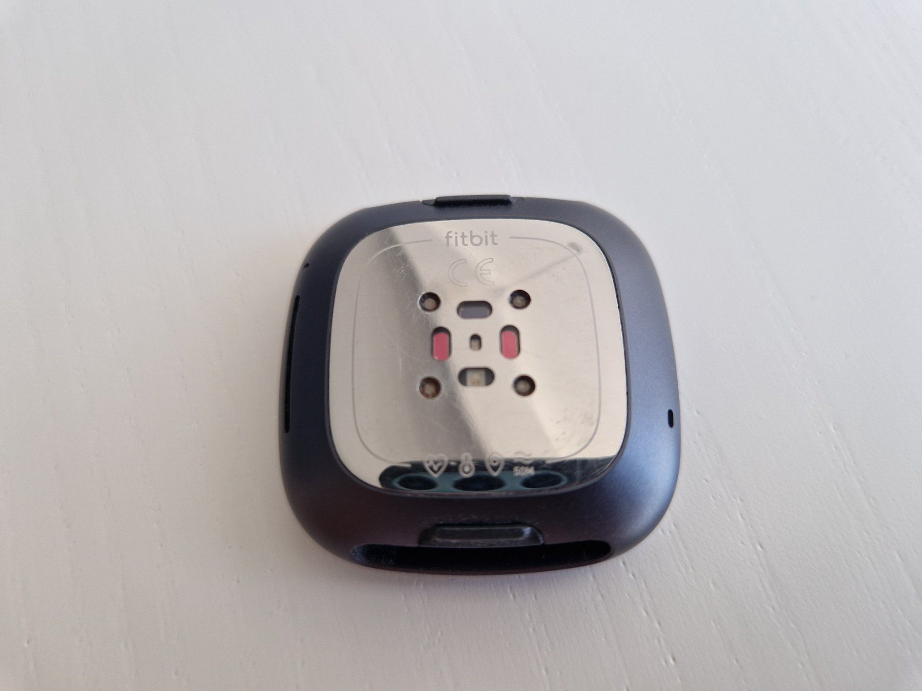 Fitbit Smartwatch: Fitbit Sense mit neuem Armband und Originalverpackung – D'occasion à Zürich par mar_8c9q 3