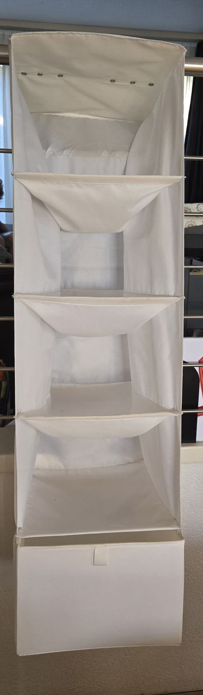 Scaffali: Hänge Aufbewahrung mit 5 Fächern und einer Schublade – Usato da Büttikon AG venduto da jd.grobler