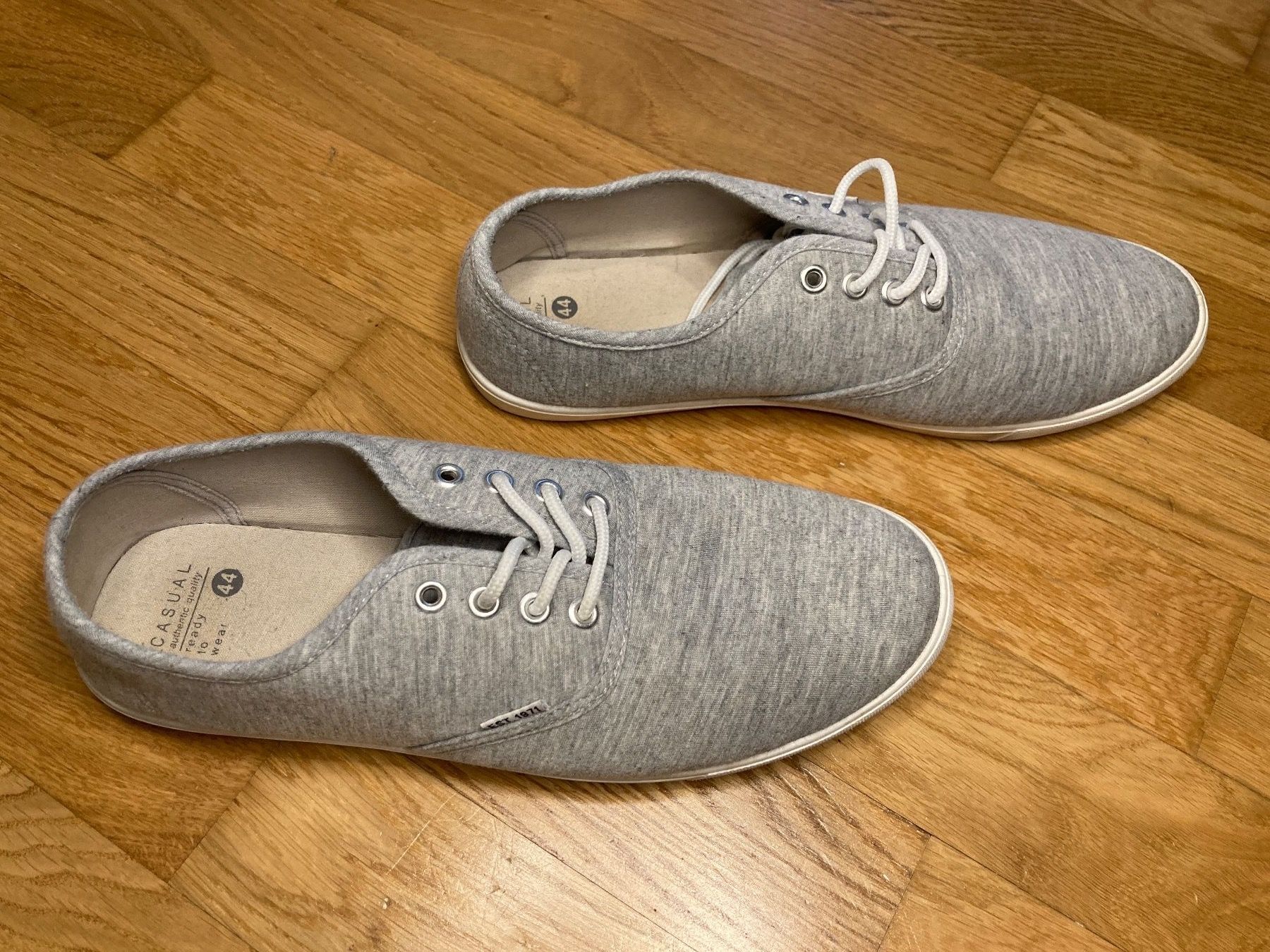 Scarpe da uomo: 1 Paar Schuhe, Grösse 43,5 – Usato da Sursee venduto da ADLE7791 1