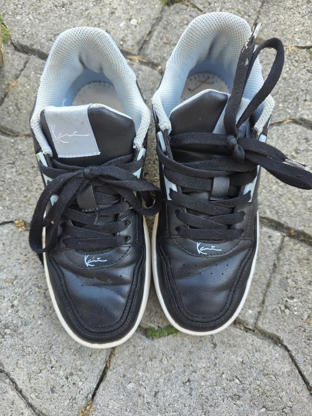 Schuhe für Jungen: Karl Kani Schuhe 38,5 – Gebraucht aus Romanshorn von leeh78