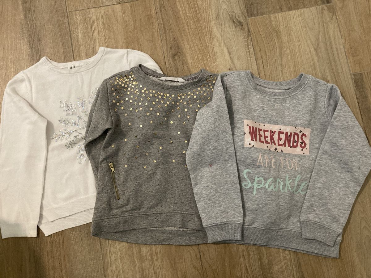 Lotti & Set di vestiti: 3 Mädchen Pullover (5-6 years)  – Usato da Ettingen venduto da mis_68gg 1