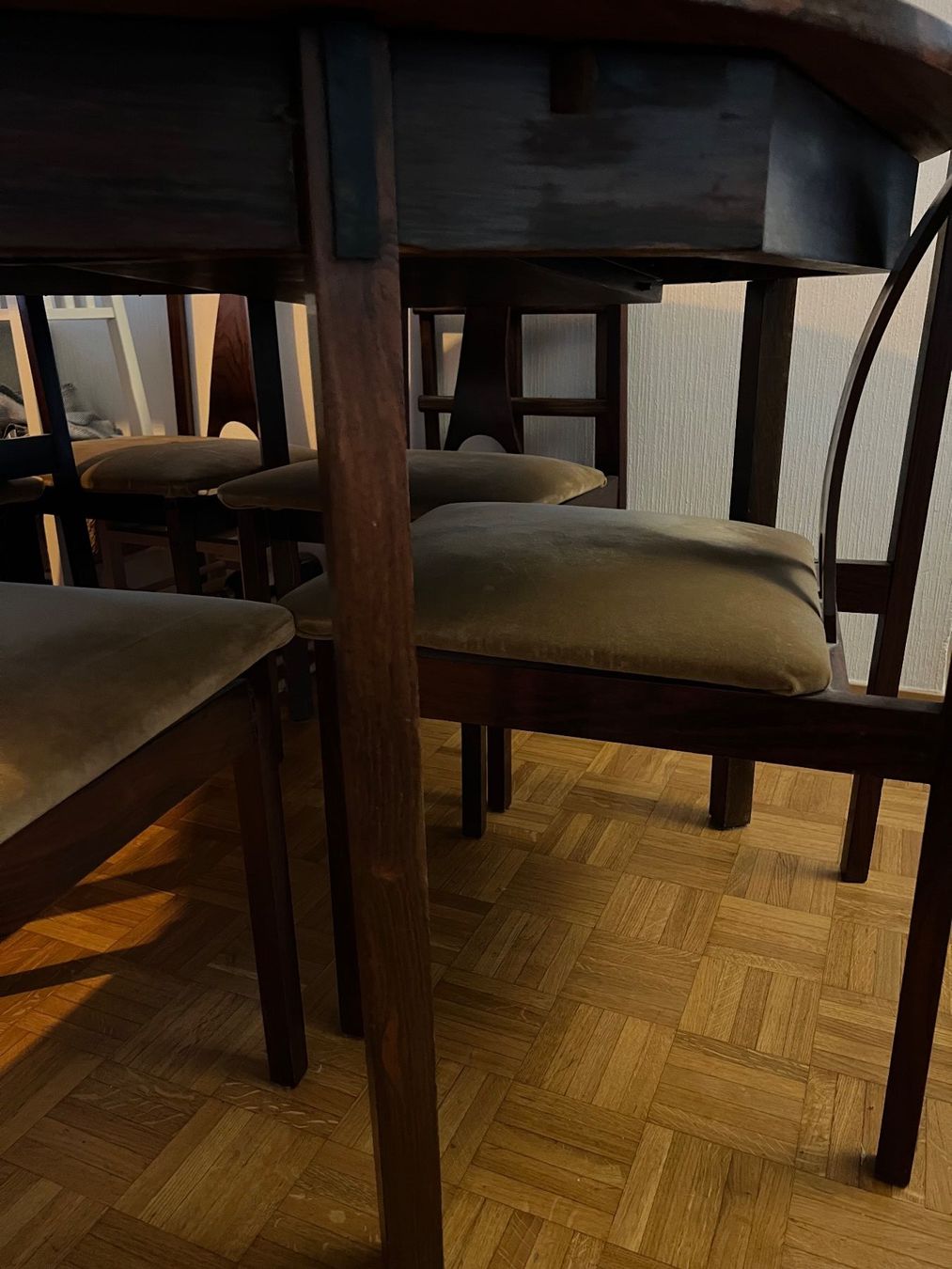 Tischset: Table à manger extensible vintage en bois massif + 6 chaises – Gebraucht aus Lausanne von dia_xs9l 5
