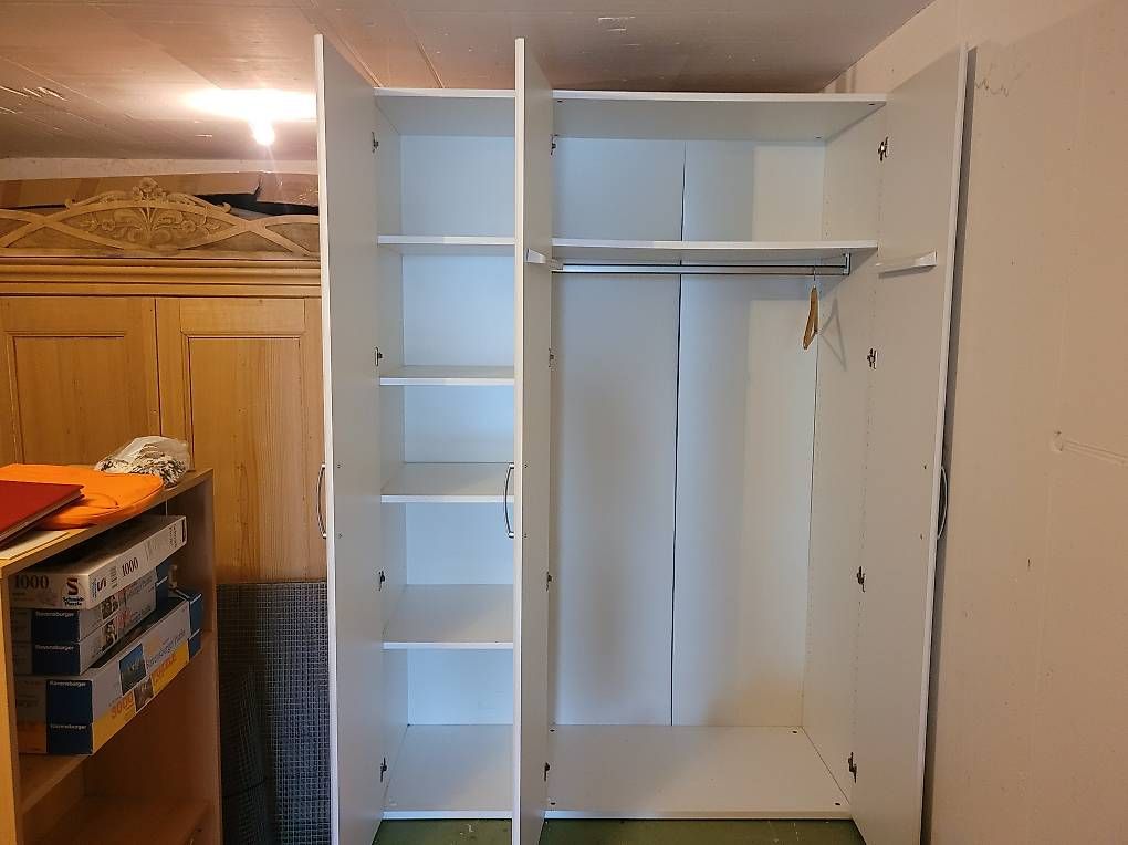 Armadi: Wandschrank, Kleiderschrank weiss – Usato da Schwellbrunn venduto da rot_9mn5 1