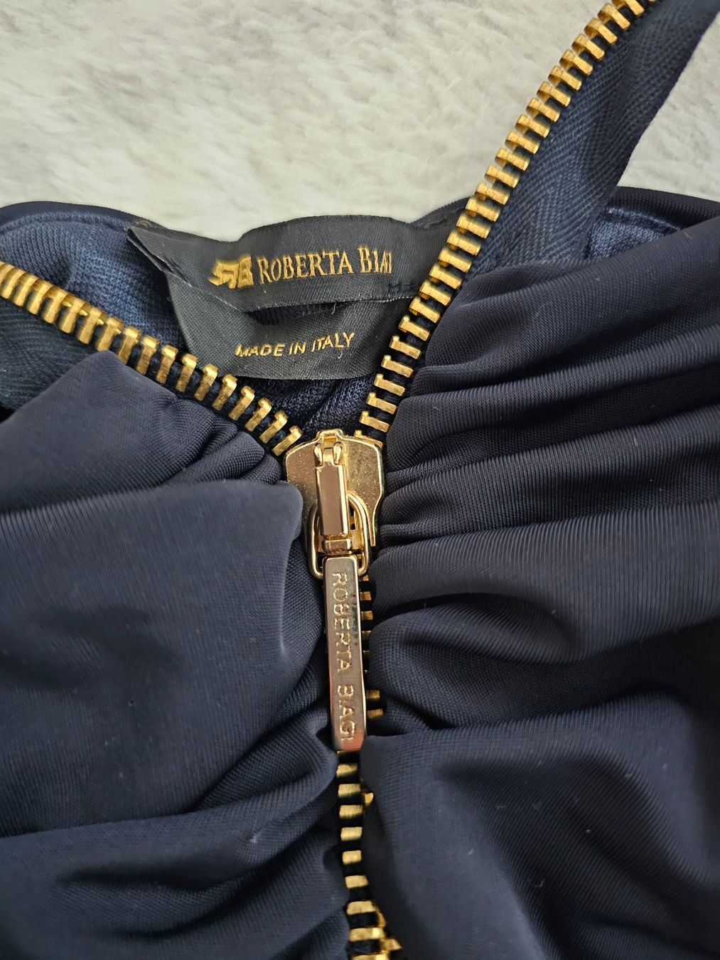 Tops: Haut Roberta Biagi bleu fermeture éclair dorée XS – Neu (gemäss Beschreibung) aus lausanne von mariamimib 2