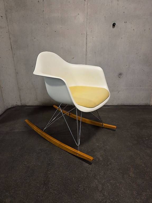 Eames Sedie: Vitra / Eames Plastic Chair / RAR – Usato da Zürich venduto da Lukasz 1
