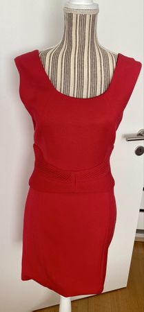Superbe robe structurée rouge JIKI Monte-Carlo - taille 40