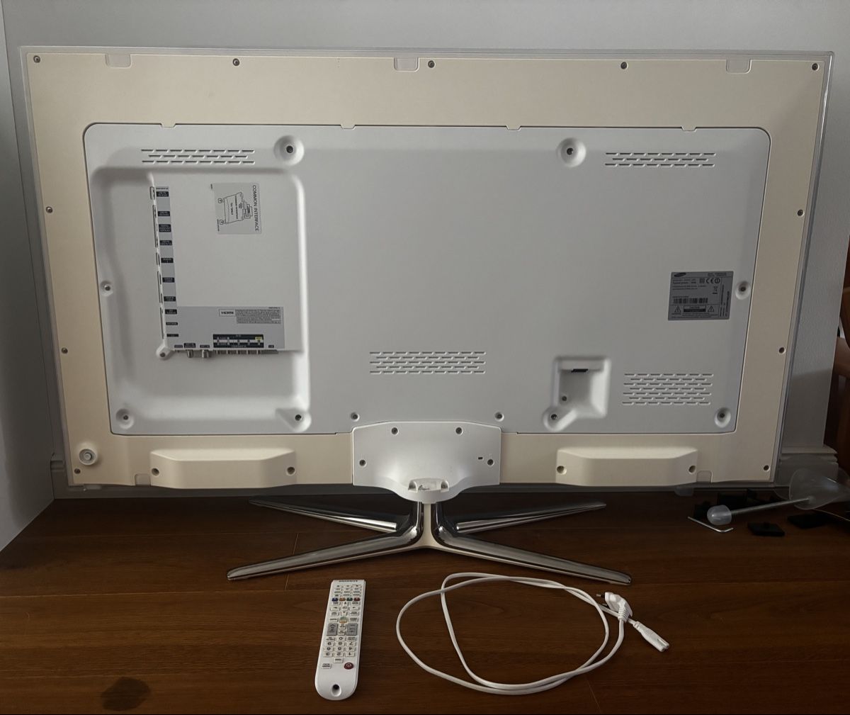 Fernseher: Samsung UE50ES6710 TV – Gebraucht aus Wallbach von yan_kn7c 1