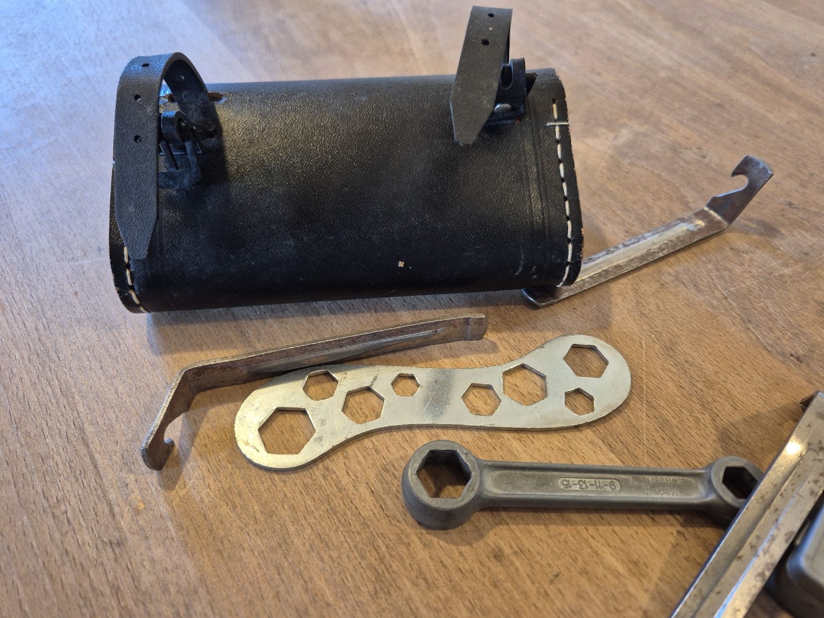 Ersatzteile: Velo Satteltasche mit Werkzeug – Gebraucht aus Ehrendingen von Amigo5 2