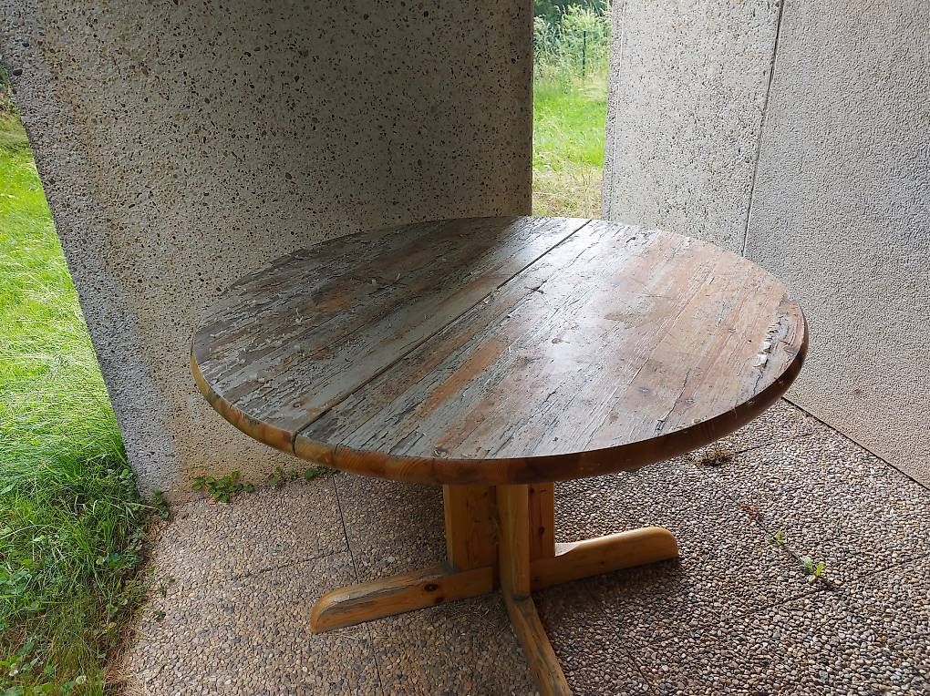 Tavoli: Table en bois ronde à donner – Usato da Epalinges venduto da ArnPeytro 1