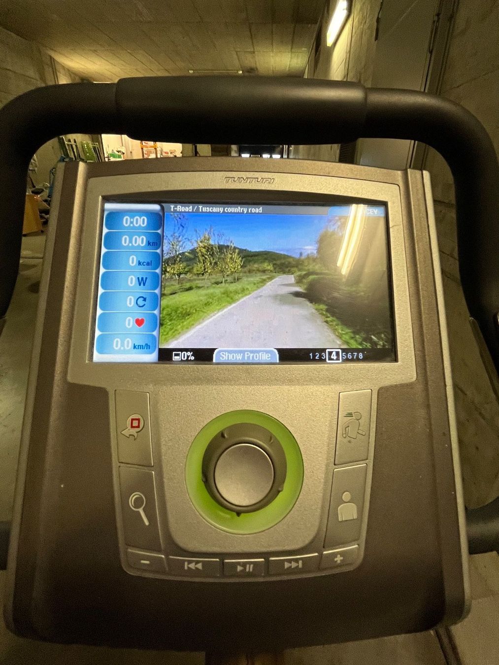 Tunturi Hometrainer: Tunturi e80 Heimtrainer – Usato da Schwyz venduto da STANSFI 6