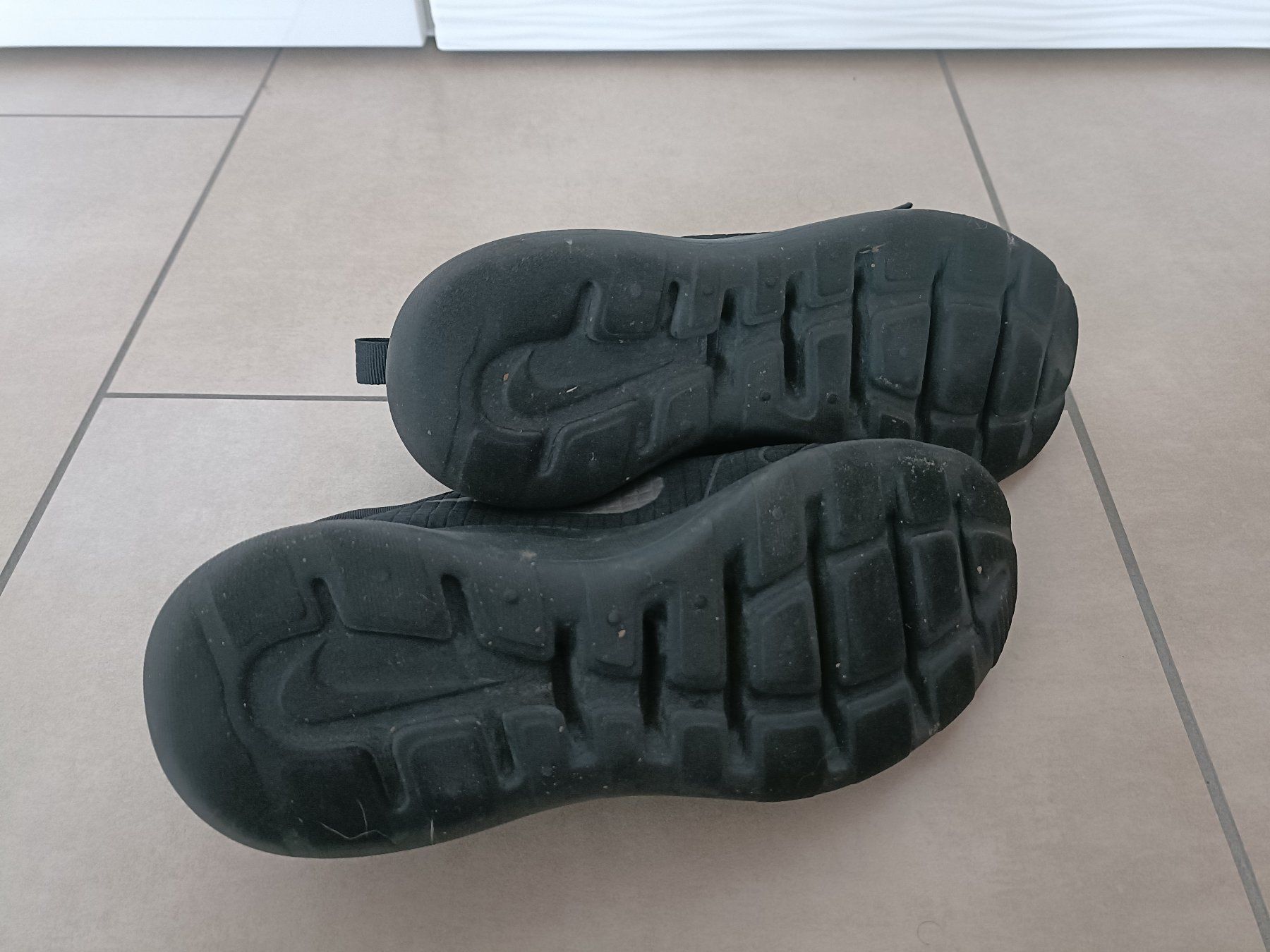 Nike Scarpe da donna: Nike Sneaker - Grösse 38 – Nuovo (secondo la descrizione) da Rickenbach b. Wil venduto da VeryLovelyThings 5