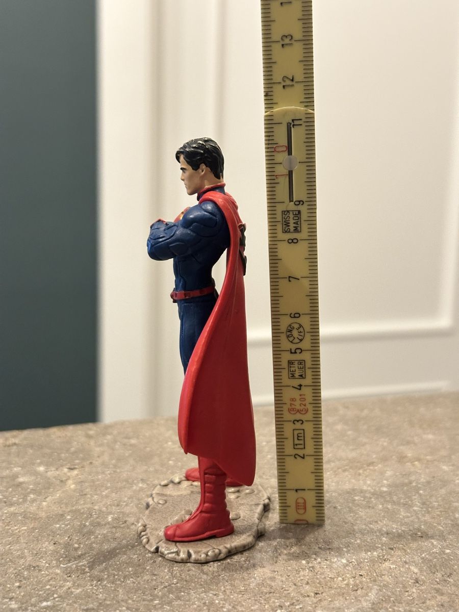 Figuren: Superman Figur DC Comics, ca. 11cm gross, Top Zustand – Gebraucht aus Zürich von yvonne.knoblauch 2