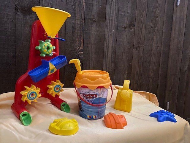 Sabbiera per bambini: Sandspielzeug – Usato da Fribourg venduto da geraldine132