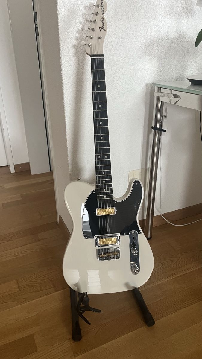 Fender Strumenti musicali: Fender Telecaster Goldfoil (White blonde) – Nuovo (secondo la descrizione) da Uster venduto da runnerbaby 2