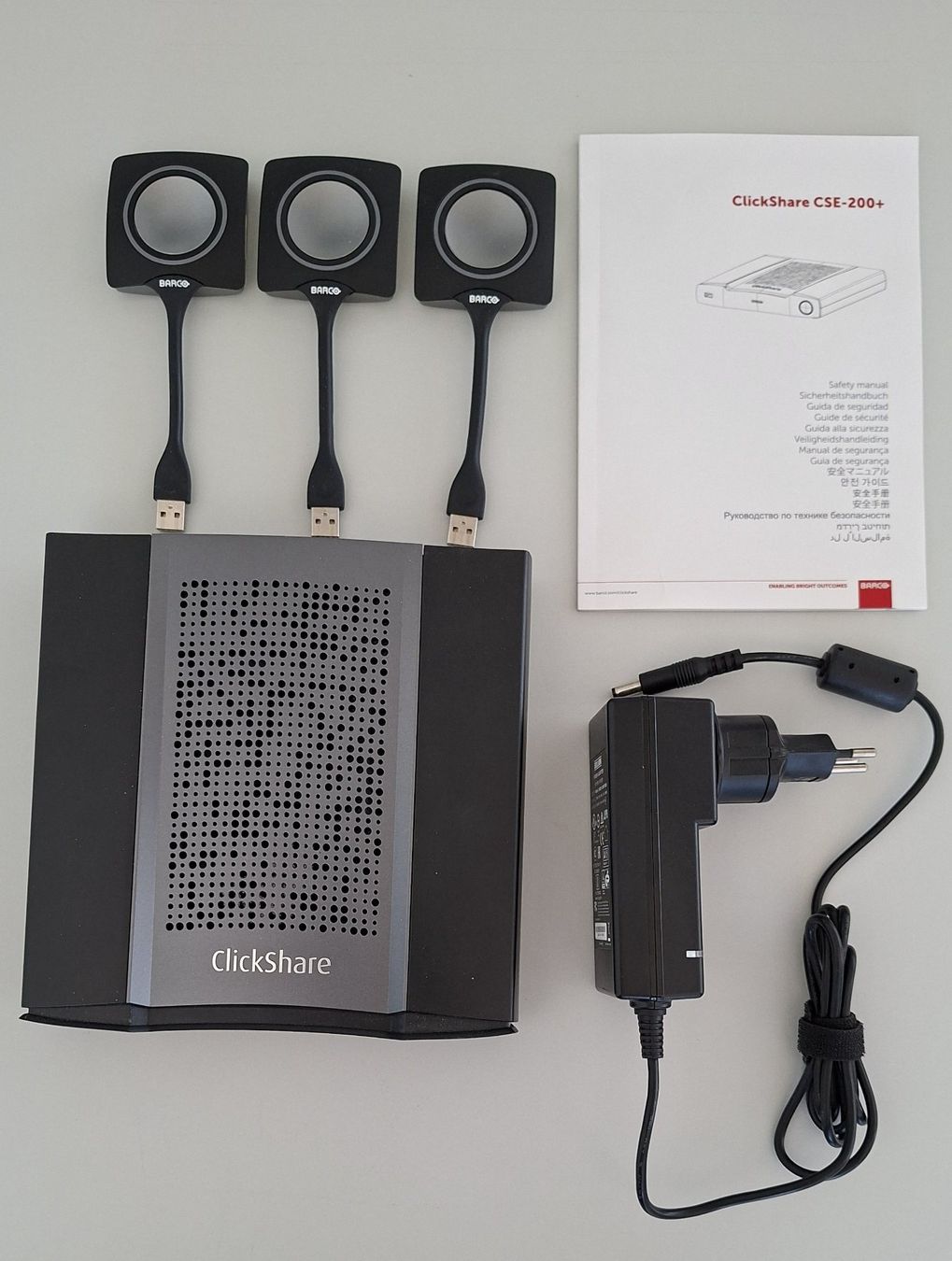 Barco Unità & Adattatore: Barco ClickShare CSE-200+ Konferenzsystem mit 3 Buttons – Usato da Hünenberg See venduto da Papilionidae