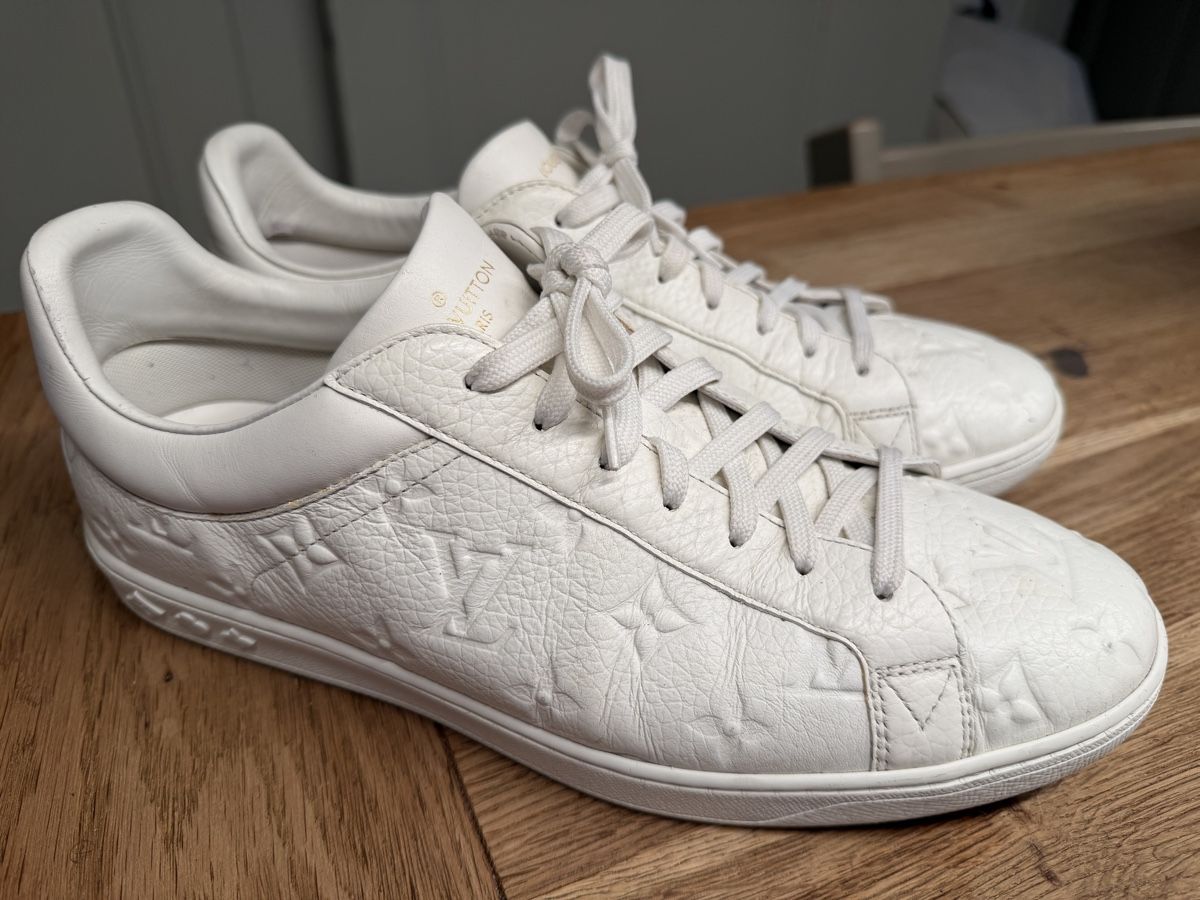 Louis Vuitton Scarpe da uomo: Louis Vuitton Sneaker Luxembourg – Usato da Bern venduto da LVGG 1