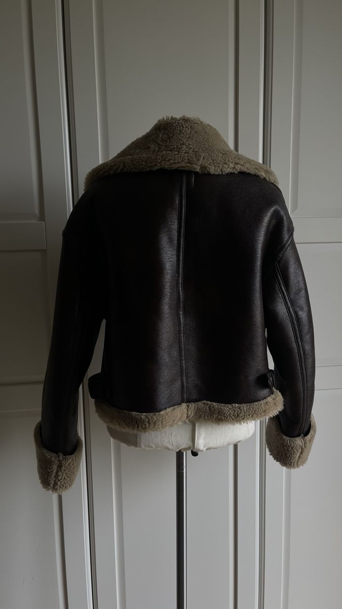 Zara Jacken: Warme Winterjacke Kunstleder – Gebraucht aus Schlieren von hye_jv95 2