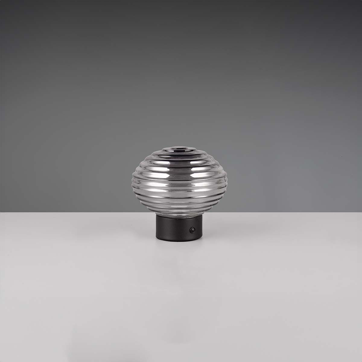 Lampade: LED Tischleuchte, Rauchfarbe, 14 cm Höhe – Nuovo (secondo la descrizione) da Kreuzlingen venduto da Smart-Light 3