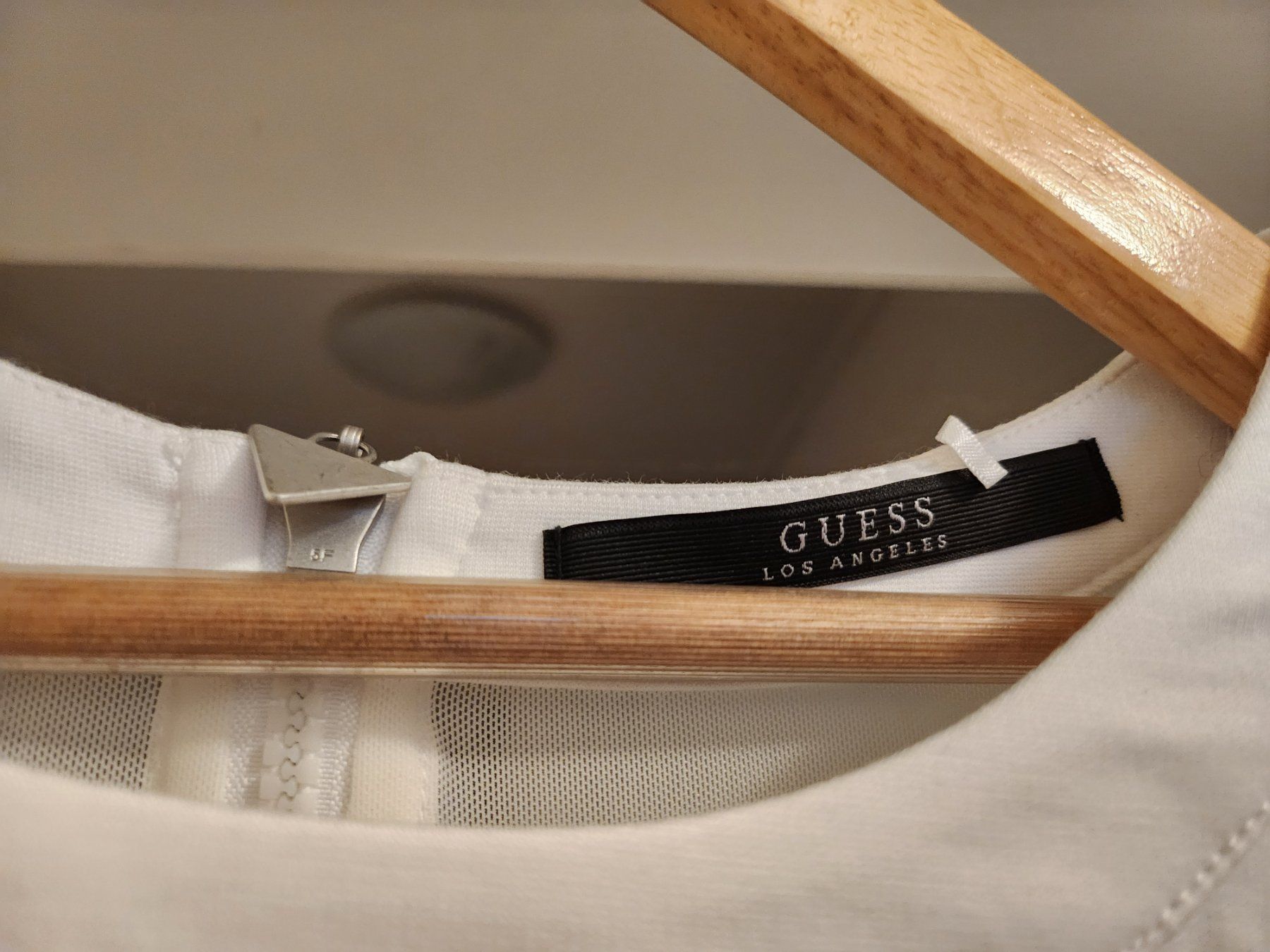 Guess Vestiti: Guess Etuikleid – Usato da Kefikon TG venduto da Livline 1