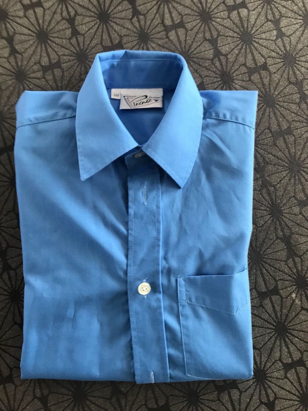 Chemises, T-shirts & Polos: Hemd lang blau Gr. 140 – D'occasion à Mauren par SB1606 3