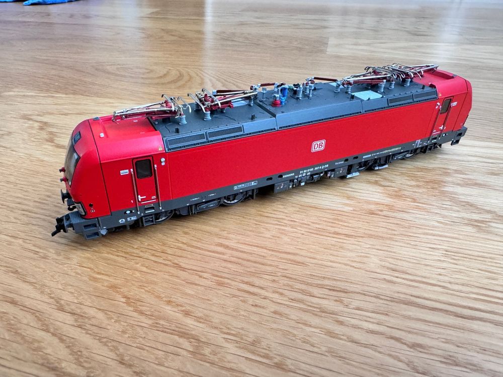 Roco 73985 D-DB 193 Vectron mit Sound (Gebraucht) in für CHF 270 – mit ...