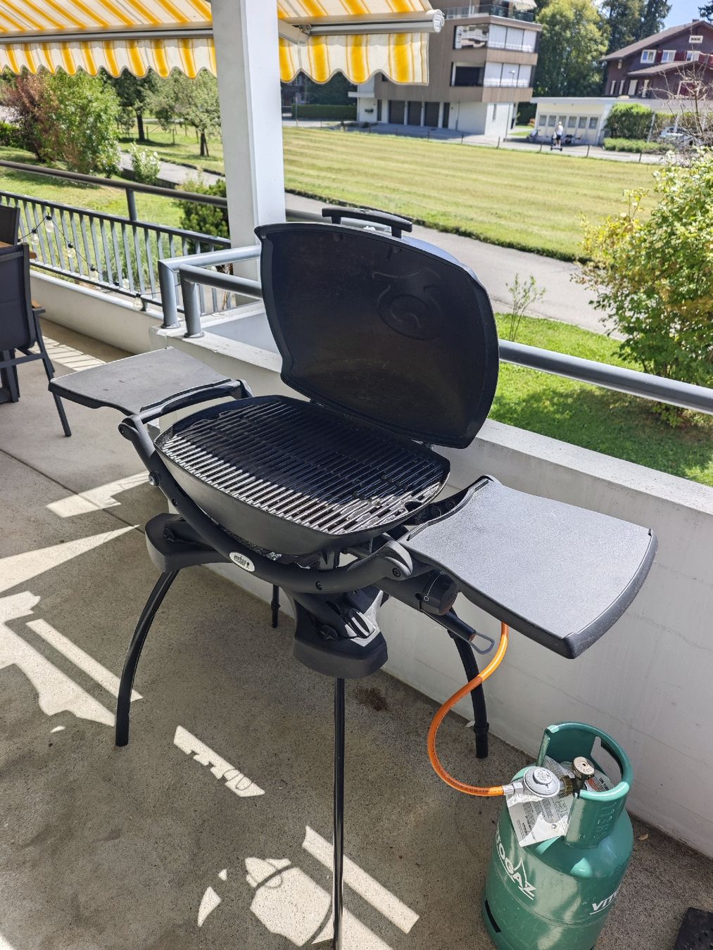 Grills: Weber Grill Q1200 – Gebraucht aus Ennetbürgen von ela_p6bf 3