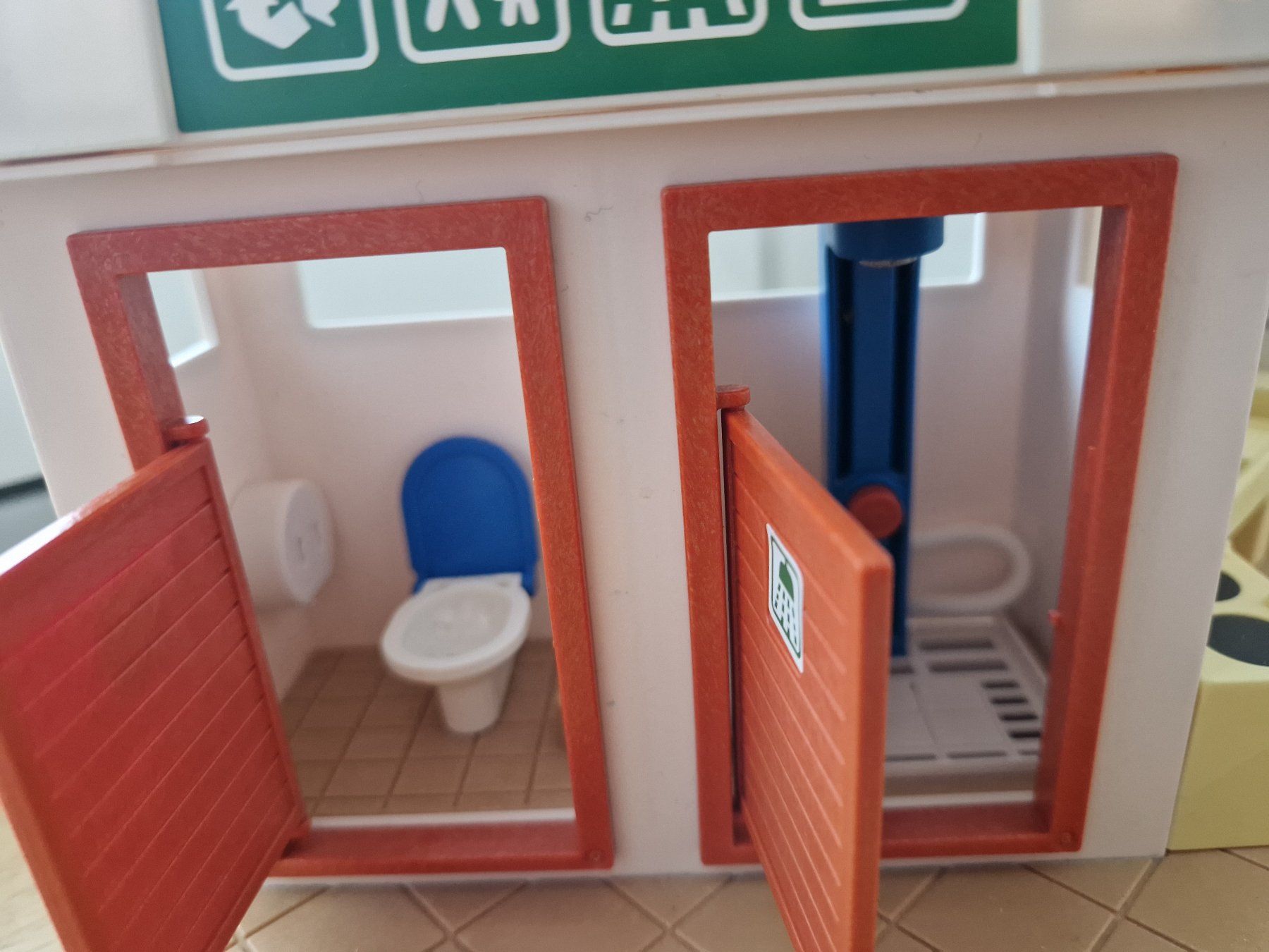 Playmobil Jouets: Playmobil 5432 Grosser Campingplatz – D'occasion à Gossau SG par dolores_x 6