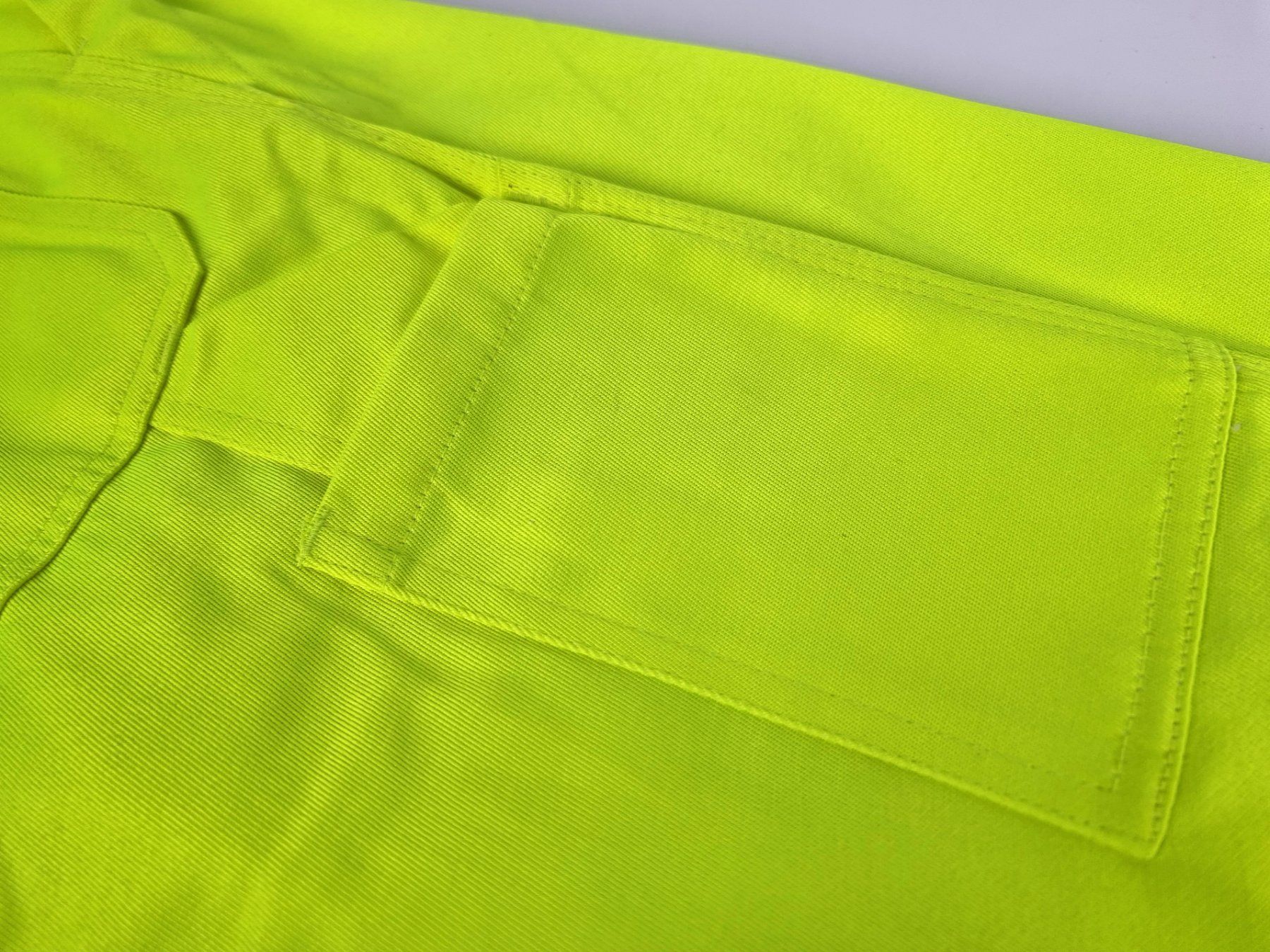Pantaloni: Warnschutzhose KIWI Gr. 48-50 – Usato da Urtenen-Schönbühl venduto da Restwert_Schoenbuehl 4