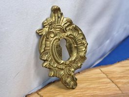 1 schöne antike Schlüssel Rosette, Messing (LOT2112#TBS1)