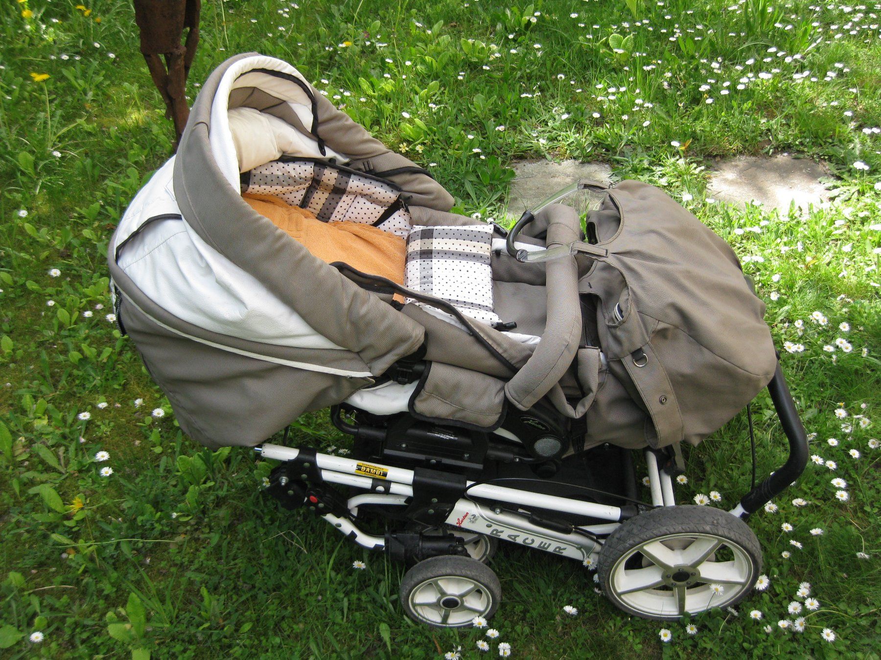 Hartan Kinderwagen: Kinderwagen Hartan Racer – Gebraucht aus Frauenfeld von Interessent1 1