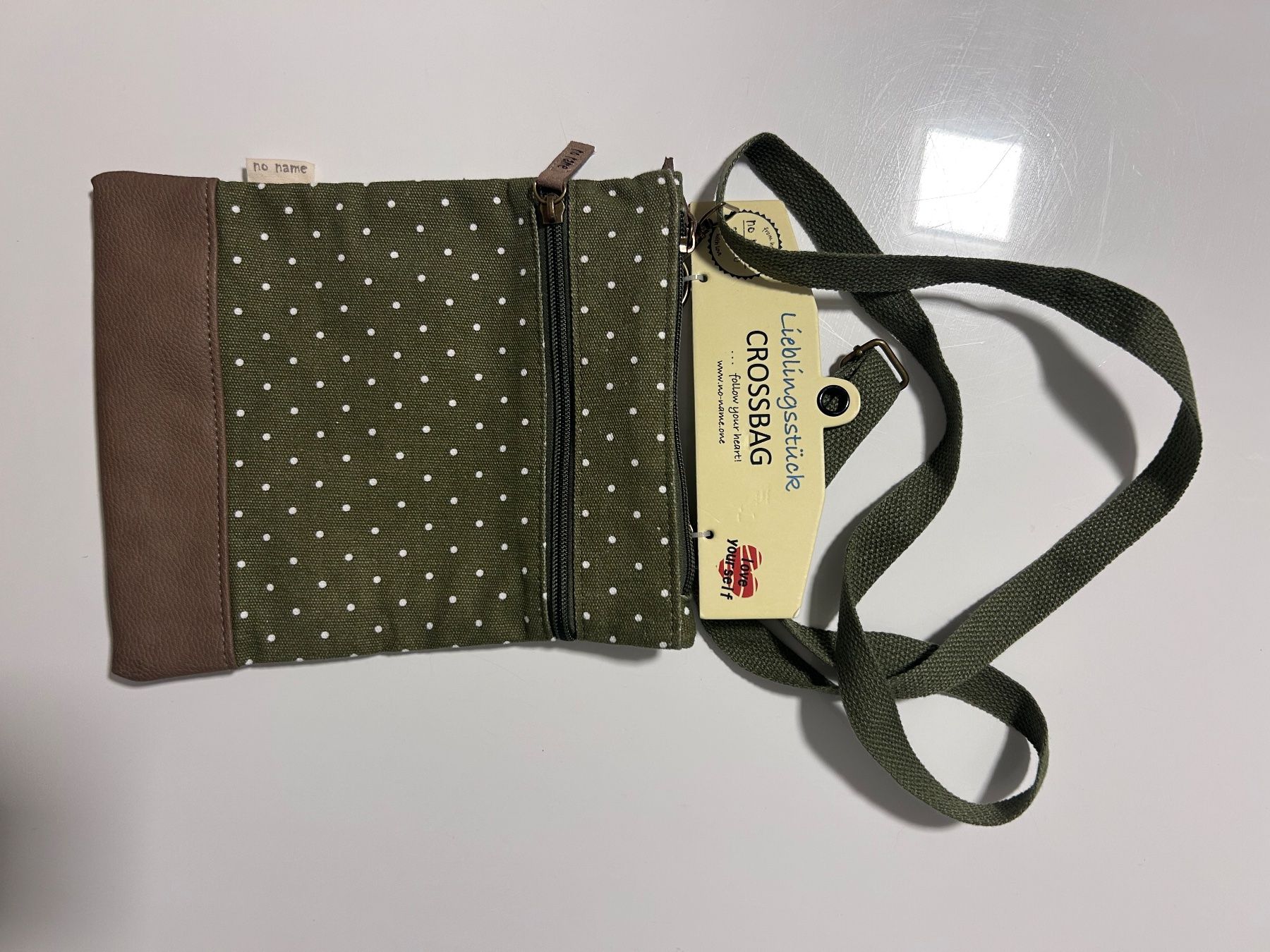Taschen: Handtasche – Gebraucht aus Düdingen von Sarindlibindli